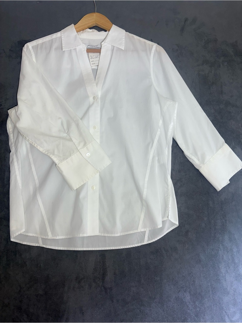 Foxcroft Women's White Button-Up Shirt Sz L great for layering,versatile styles